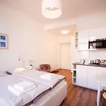 Residence Zborovska 6
