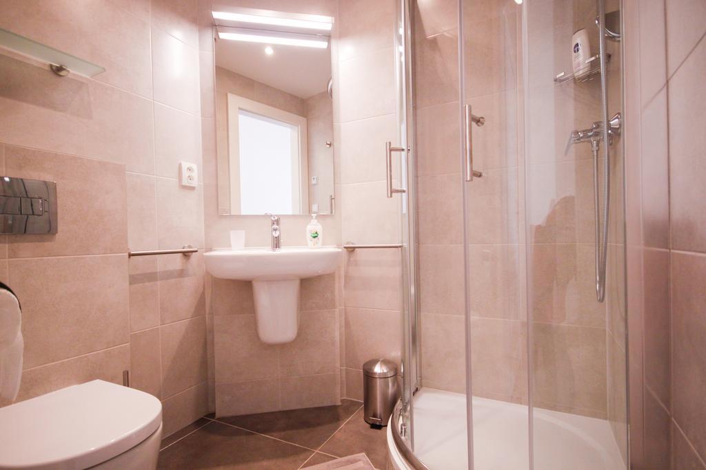 Zborovska 6 Apartment Prag